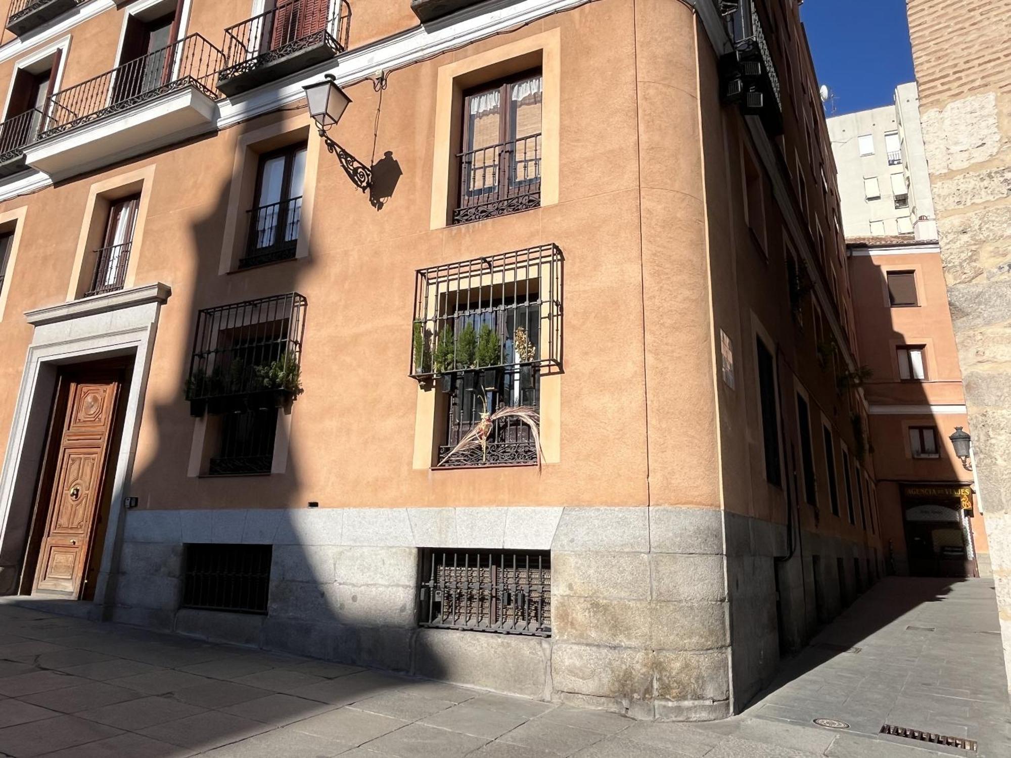 Dplace To Be - Amazing Apartments In Historic Center مدريد المظهر الخارجي الصورة