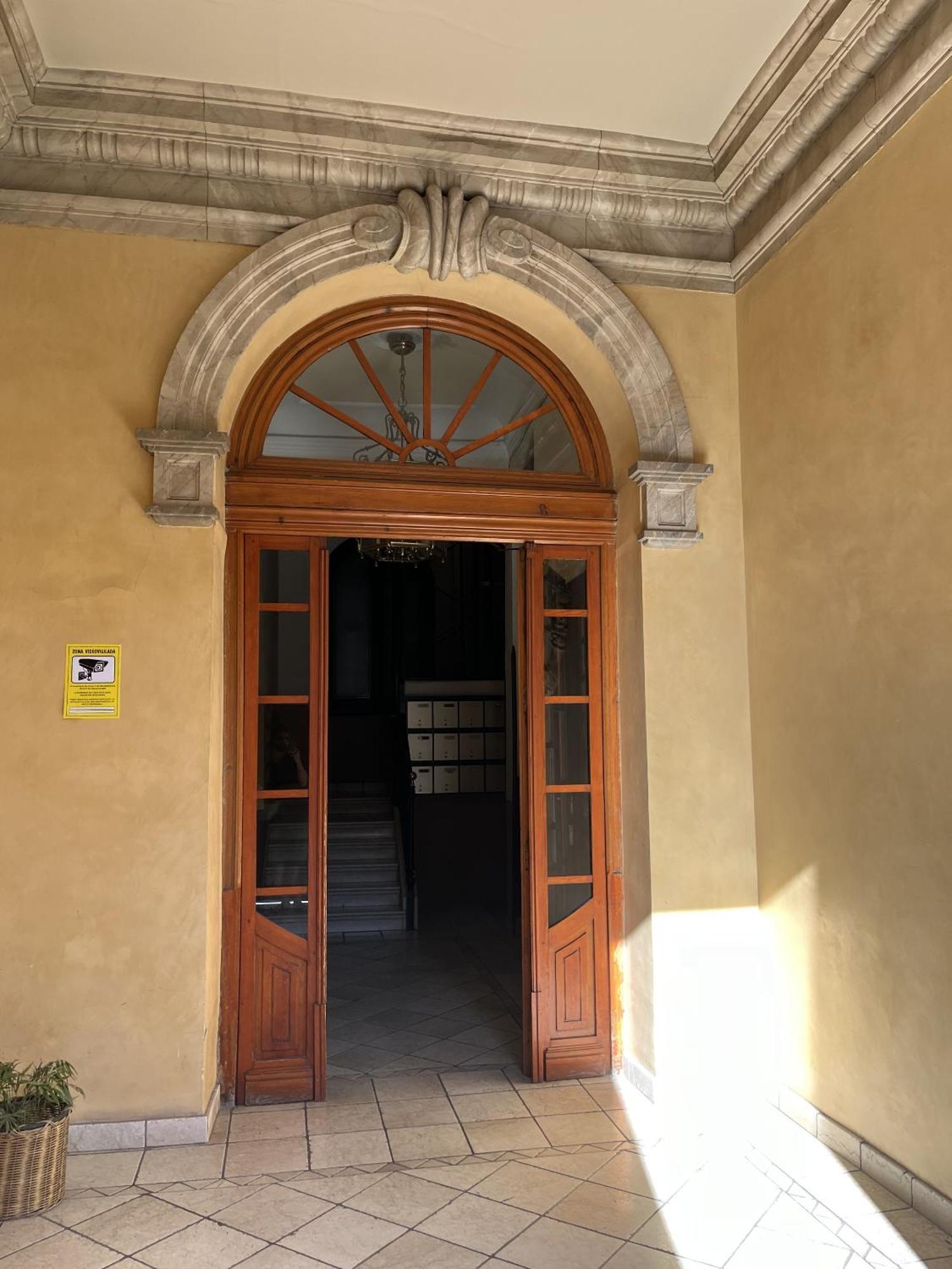 Dplace To Be - Amazing Apartments In Historic Center مدريد المظهر الخارجي الصورة