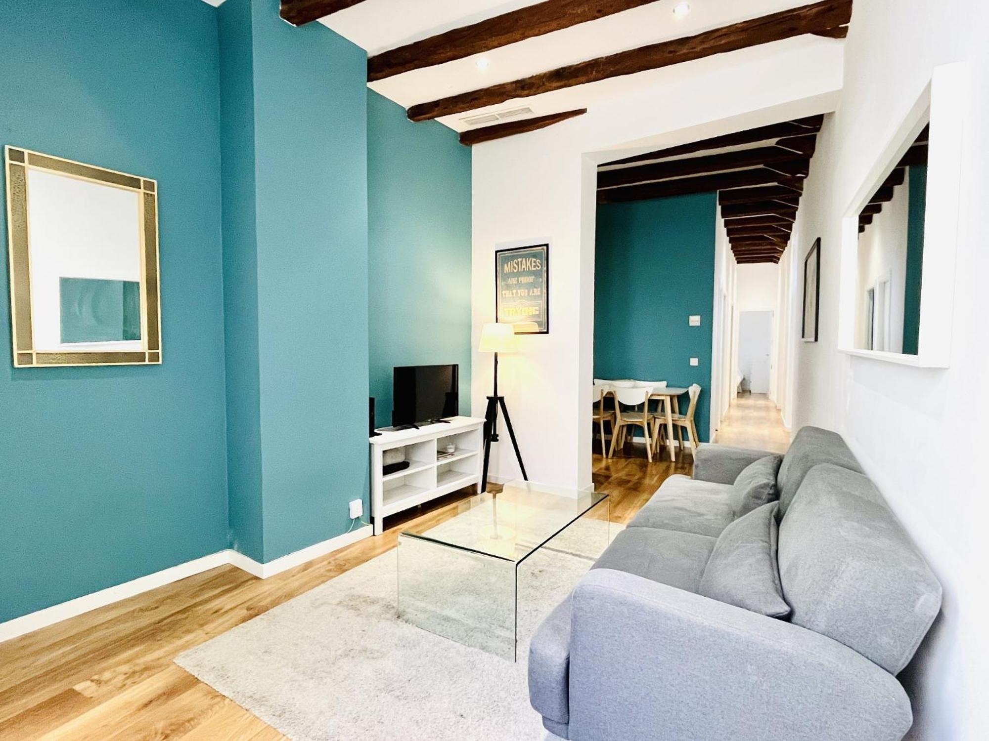 Dplace To Be - Amazing Apartments In Historic Center مدريد المظهر الخارجي الصورة