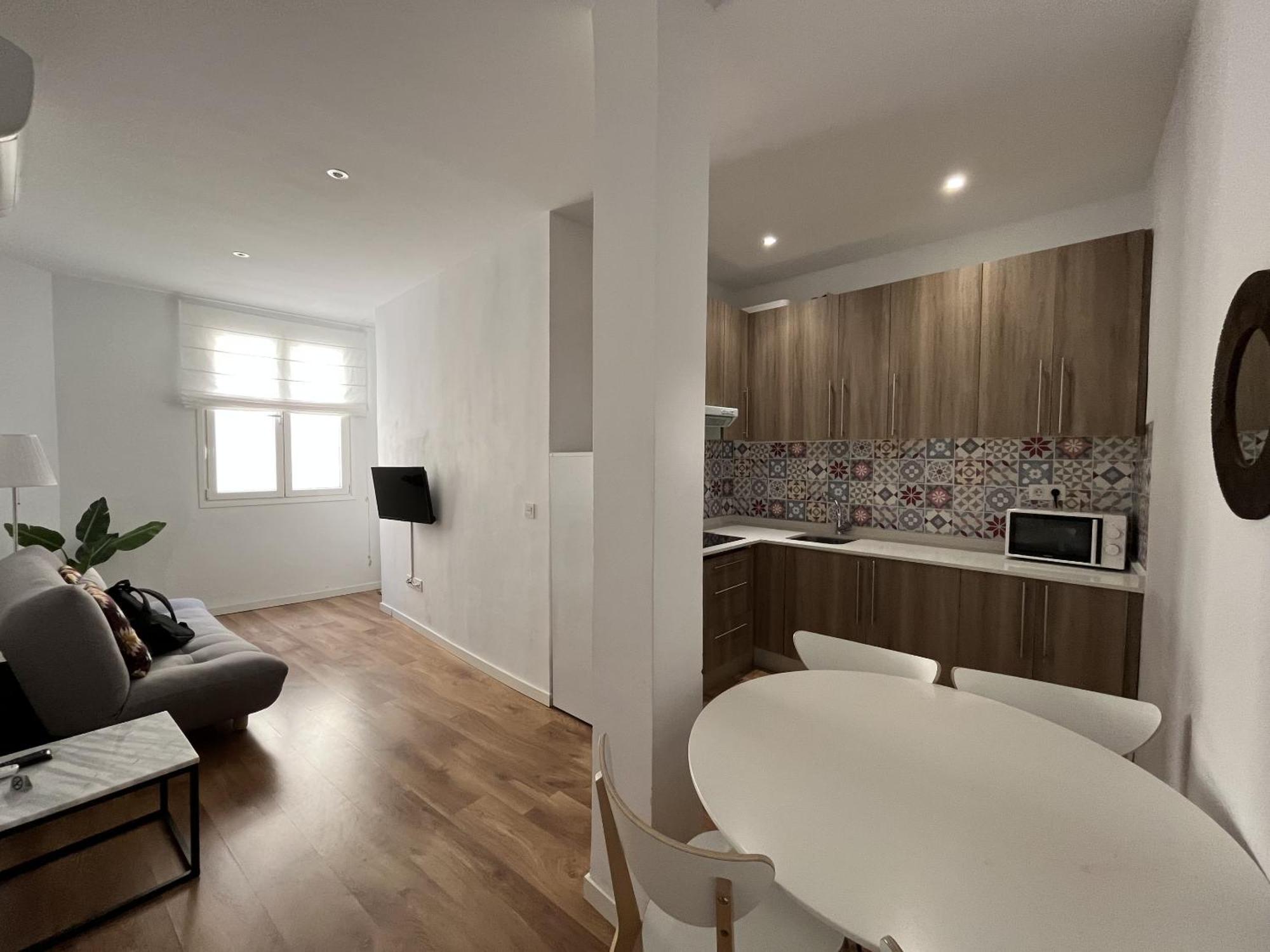 Dplace To Be - Amazing Apartments In Historic Center مدريد المظهر الخارجي الصورة